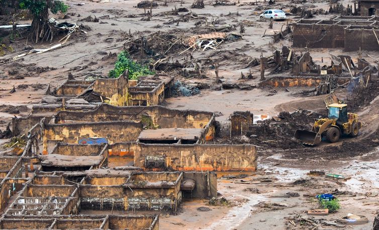 Caso Mariana: ação no STF apoiada por BHP gera troca de acusações