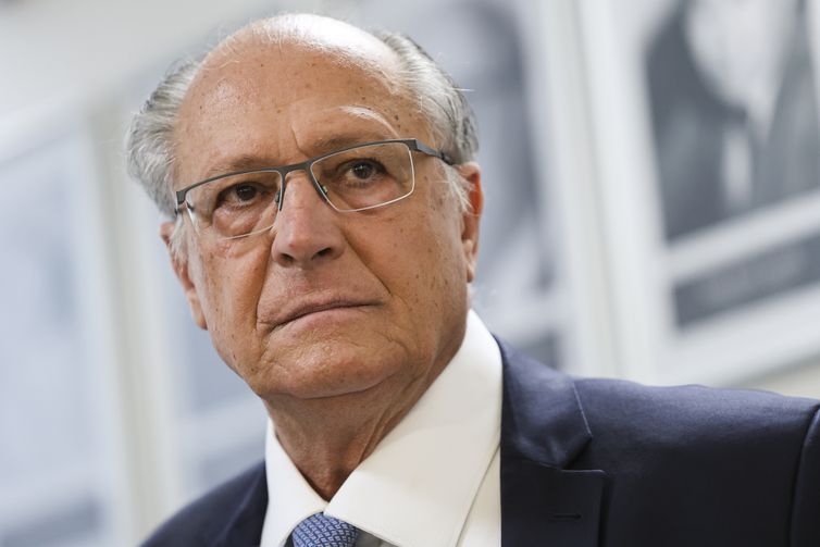 Alckmin alerta para vídeo falso com sua imagem nas redes sociais