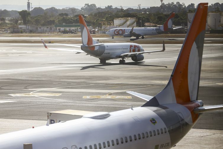 Azul e Gol assinam acordo para avaliar fusão entre as aéreas