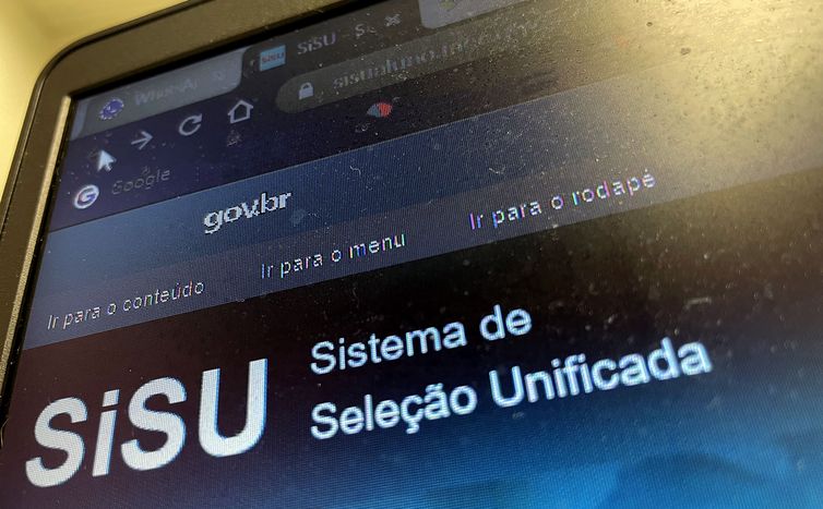 Começa convocação de estudantes em lista de espera do Sisu